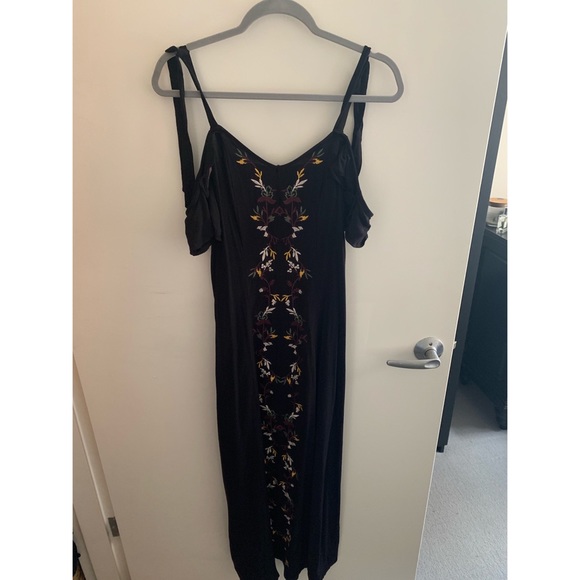 Maxi Dress - Picture 3 of 5